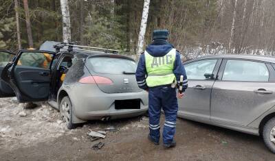 Ford Focus - Ford - Двое тюменцев пострадали в аварии SEAT Leon и Ford Focus из-за выезда на встречку - nashgorod.ru - Тюмень