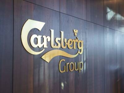 Вторая пивная компания полностью уходит из рф: заявление сделала Carlsberg - unn.com.ua - Россия - Украина - Киев - Дания