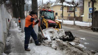 Ночью в Рязани убирали снег и ремонтировали ямы на дорогах - 7info.ru - Рязань