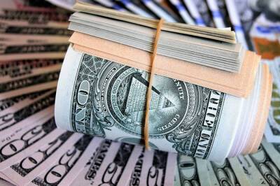 Андрей Верников - Россиянам рассказали, что делать со сбережениями в долларах - infox.ru - Россия - США