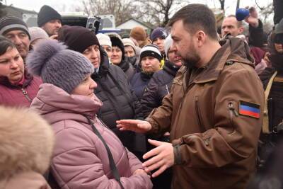 Денис Пушилин - Глава ДНР: боевики "Азова" взорвали жилой дом в Мариуполе, под завалами 200 человек - Русская семерка - russian7.ru - Россия - Украина - ДНР - Запорожье - Мариуполь