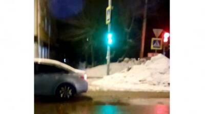 На ул. Циолковского водитель посчитал парковкой пешеходный переход - penzainform.ru - Пенза