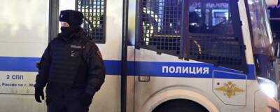 В центре Москвы произошло ДТП с участием автозака и Infiniti - runews24.ru - Москва