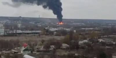Родион Мирошник - В Луганске после мощного взрыва загорелась нефтебаза - runews24.ru - Украина - ЛНР - Луганск
