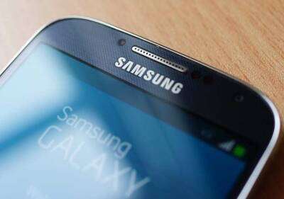 Диана Джанабилова - Samsung перестанет комплектовать смартфоны бесплатными зарядками - actualnews.org