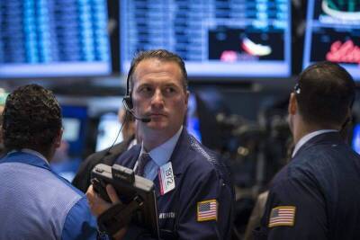 Рынок акций США закрылся падением, Dow Jones снизился на 2,37% - smartmoney.one - США