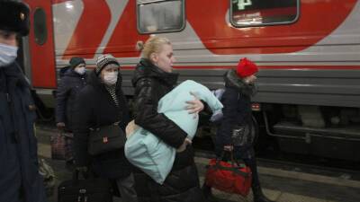 Михаил Мизинцев - Минобороны: более 2,5 млн жителей Украины попросили эвакуировать их в Россию - russian.rt.com - Россия - Украина