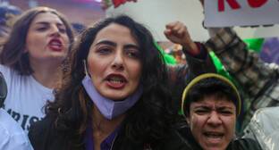 Феминистки в Баку потребовали расследовать преступления против женщин - kavkaz-uzel.eu - Азербайджан