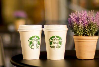Starbucks приостанавливает бизнес в России и закрывает свои кафе. - online47.ru - Россия - Санкт-Петербург - Starbucks