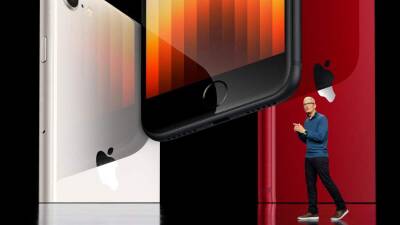 Apple представила новый бюджетный iPhone с процессором 5G - iz.ru - Россия - Израиль