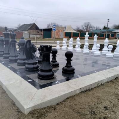 На Кубани в станице Андрюки установили уличные шахматы - runews24.ru - Краснодарский край - район Мостовский