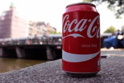 Coca-Cola, PepsiCo, Starbucks и Unilever временно уходят из России - versia.ru - Россия - США - Украина - Англия