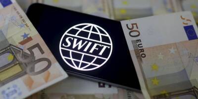 Германия не дает отключить Сбербанк от SWIFT - ruposters.ru - Россия - Германия - county Swift