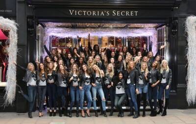 В России закрываются все магазины Victoria’s Secret - korrespondent.net - Россия - Украина - county Mcdonald