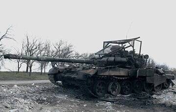 Юрий Бутусов - Javelin уничтожил российский Т-72Б3 с защитной антиджавелиновой решеткой - charter97.org - Белоруссия - Вознесенск