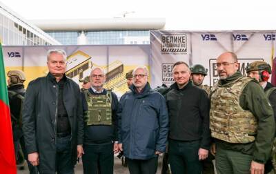 Владимир Зеленский - Борис Джонсон - Гитанас Науседа - Анджей Дуда - Денис Шмыгаль - Алар Карис - Президенты Польши и стран Балтии прибыли в Киев - korrespondent.net - Россия - Украина - Киев - Англия - Эстония - Польша - Литва - Латвия - Киев