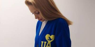 Тина Кароль - Екатерина Павленко - Юлий Санин - Перед матчем Легия — Динамо. Тина Кароль выбрала вещи из патриотичной коллекции украинского бренда для выступления на стадионе в Варшаве - nv.ua - Россия - Украина - Варшава
