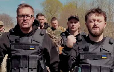 Александр Пономарев - Михаил Хома - Украинские звезды выпустили песню о войне - korrespondent.net - Россия - Англия - Україна