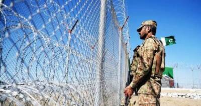Хамид Карзай - Пакистан призвал талибов обеспечить безопасность на границе - dialog.tj - Афганистан - Пакистан - Исламабад