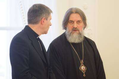 патриарх Кирилл - Литва - Глава православных Литвы отрицает поддержку войны и обвиняет священников в заговоре - obzor.lt - Украина - Литва