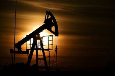 Июньские фьючерсы на нефть Brent дешевеют до $111,99 за баррель в рамках коррекции - smartmoney.one - Москва - Украина - Латвия - Москва