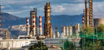 Нафтопереробка у Росії обвалилася через скорочення експорту на фоні санкцій. У травні ситуація погіршиться ще більше - thepage.ua - США - Украина - Росія - Англія