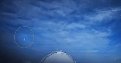 Неужели инопланетные гости: в небе над Гавайями пронесся загадочный летающий вихрь (видео) - focus.ua - США - Украина - Австралия - штат Гавайи - Ракеты