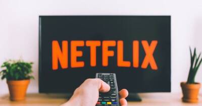 Netflix лишился 700 тыс. абонентов в РФ, а его акции упали на 25% - focus.ua - Россия - Украина