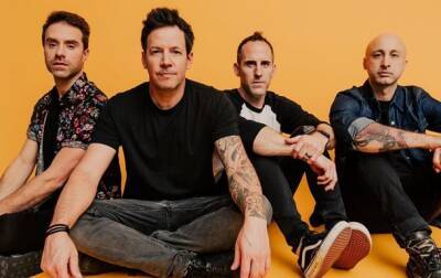 Группа Simple Plan выпустила песню в поддержку Украины - korrespondent.net - Украина - Канада