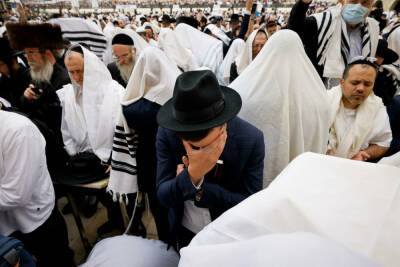 Столкновения на Храмовой горе, загорелся вход в мечеть Аль-Акса - news.israelinfo.co.il - Иерусалим