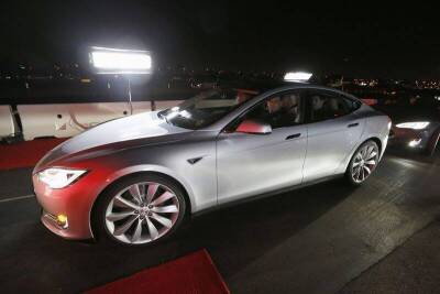 Илон Маск - Акции Tesla растут на 12% на фоне рекордного отчета - smartmoney.one - Reuters