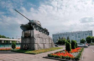 Сергей Сухомлин - В Житомире 9 мая демонтируют установленный на площади Победы Т-34 - ont.by - Украина - Белоруссия - Житомир