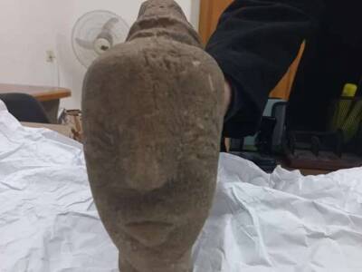 Елен Коваль - Фермер обнаружил редкую 4500-летнюю скульптуру ханаанской богини (Фото) - lenta.ua - Сирия - Украина - Италия - Египет - Турция - Ливан - Хан-Юнис
