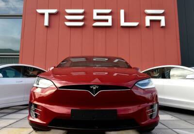 За первый квартал 2022 года Tesla произвела 305 407 авто. - minfin.com.ua - Китай - Украина