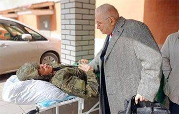 Евгений Петросян - Петросян похвастался сумкой за $4 тысячи перед раненым русским солдатом на облезлой койке - charter97.org - США - Украина - Белоруссия