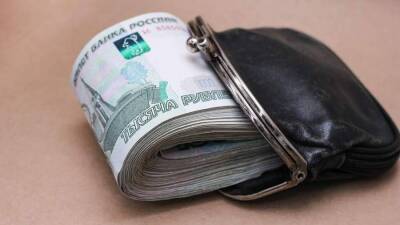 «Подушка» и опасности: сбережения есть только у половины россиян - smartmoney.one