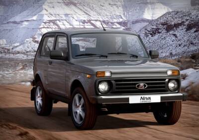 Kia Sportage - Hyundai Creta - LADA Niva в марте стала лидером продаж в сегменте SUV - autostat.ru - Россия