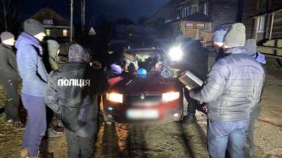 $2,5 тысячи за трансфер: полиция задержала банду, которая переправляла мужчин за границу - pravda.com.ua