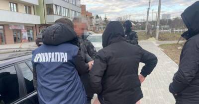 На Львовщине задержали и.о. мэра, пытавшегося продать бесплатную "гуманитарку" - dsnews.ua - Украина - Финляндия - Львовская обл.