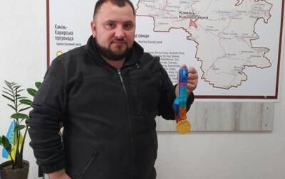 Чемпион Паралимпиады продает медаль, чтобы помочь ВСУ - korrespondent.net - Украина - Афины