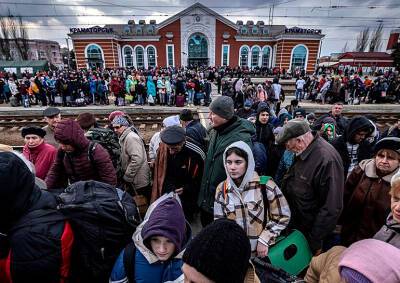 Алексей Арестович - Пассажирский вокзал в Краматорске обстреляли: десятки погибших и раненых - vinegret.cz - Украина - ДНР - Чехия - Краматорск