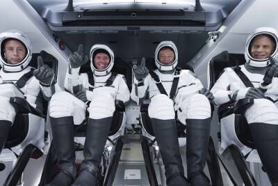 С МКС успешно состыковался корабль SpaceX Crew Dragon с первыми космическими туристами миссии Ax-1 - itc.ua - США - Украина - Израиль - Канада - шт.Флорида