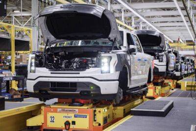 Ford - Ford начал производство электрических пикапов F-150 Lightning - autostat.ru - шт. Мичиган