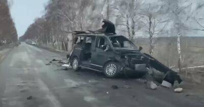 "Дорога смерти" под Киевом: WSJ показала, как военные РФ убили 37 украинцев (фото, видео) - focus.ua - Россия - США - Украина - Киев - Киевская обл.