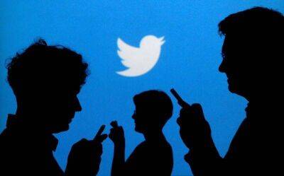 Параг Агравал - Twitter приостанавливает наём сотрудников - smartmoney.one - США - Reuters