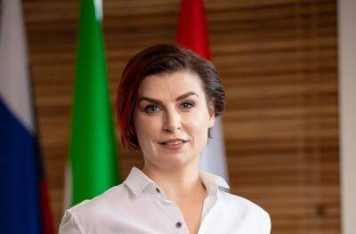 Анна Жданова: «Делать карьеру можно не уезжая из Таджикистана» - dialog.tj - Таджикистан