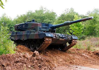 Петр Фиала - Яна Чернохова - Германия подарит Чехии 15 танков Leopard - vinegret.cz - Украина - Германия - Чехия