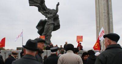 Мурниеце: у меня нет никаких сомнений, что памятник в парке Победы снесут - rus.delfi.lv - Россия - Украина - Рига - Латвия