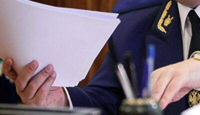 В Ржеве на одном из предприятий рабочего едва не придавило деревянными поддонами - afanasy.biz - Тверь