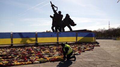 В Риге прошло шествие "За освобождение от советского наследия" - svoboda.org - Россия - Германия - Рига - Латвия